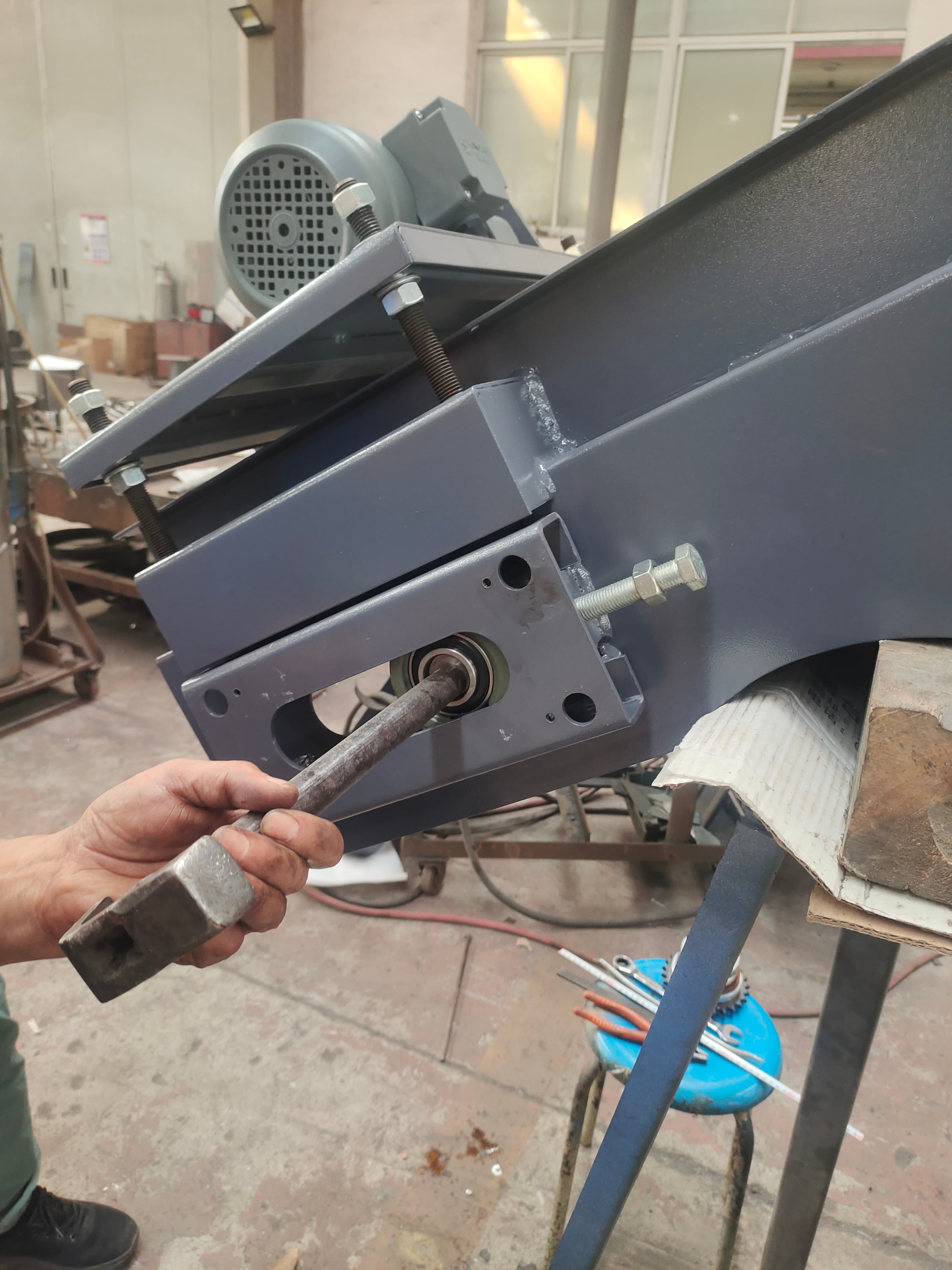 Chip Conveyor — assembly view