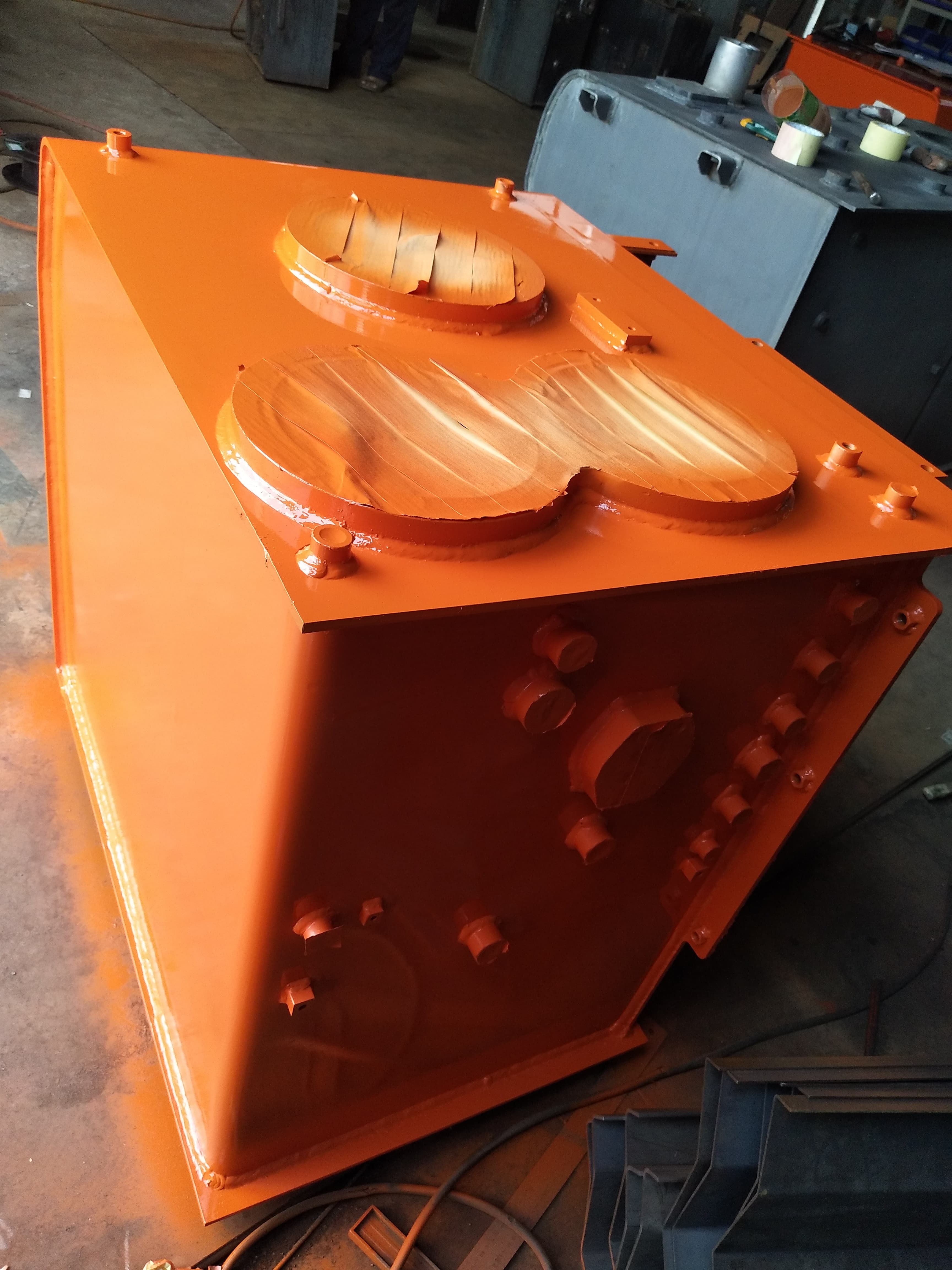 DH150 Diesel Tank. Application reference: Doosan excavator.